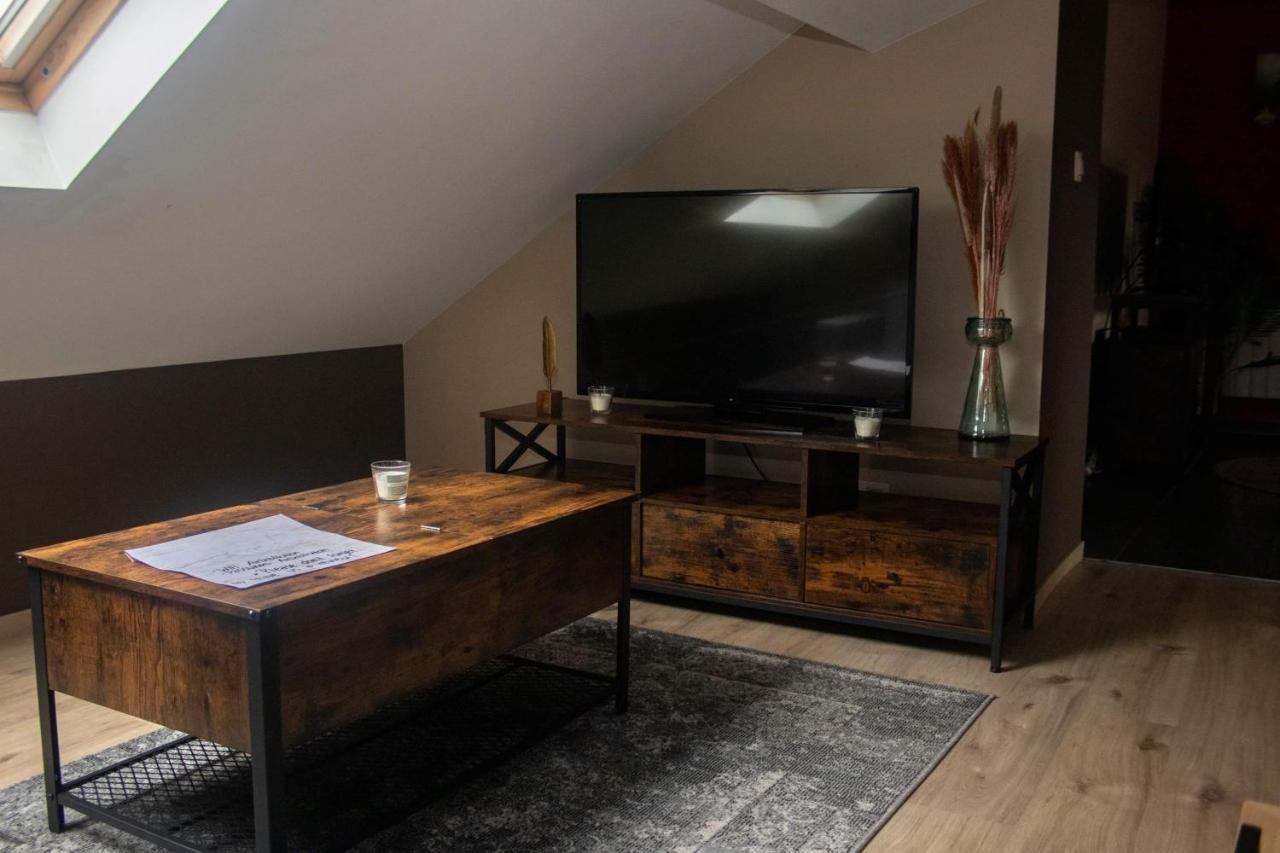 Cosy 2-Bedroom Apartment In The Center Of Hotton Buitenkant foto