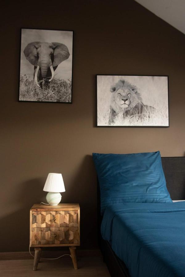Cosy 2-Bedroom Apartment In The Center Of Hotton Buitenkant foto